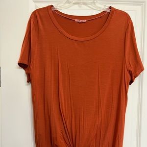 Women’s orange top